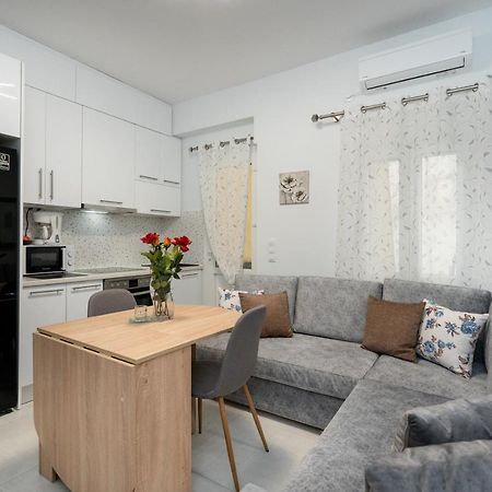Comfy Apt Next To Metro Atena Exterior foto