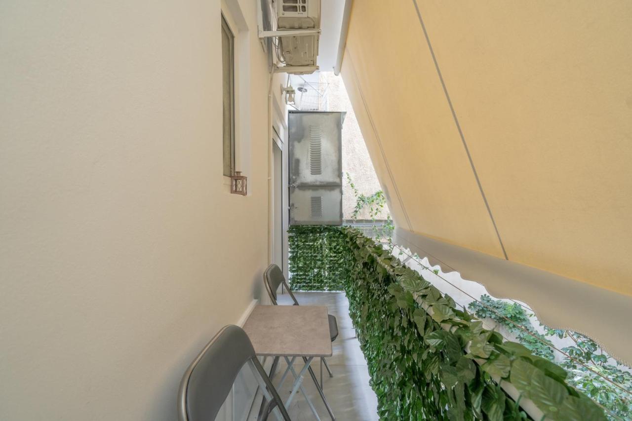 Comfy Apt Next To Metro Atena Exterior foto