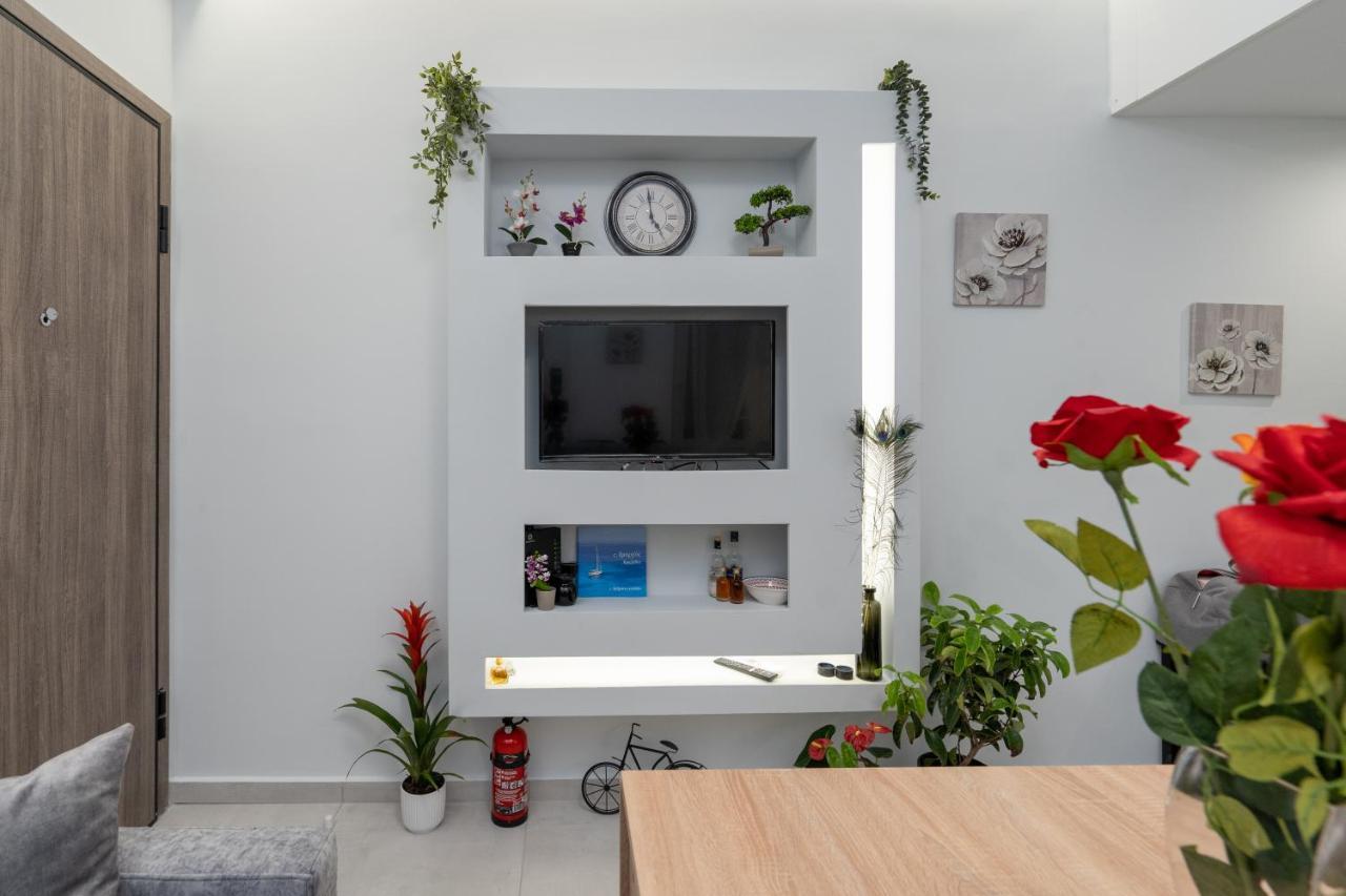 Comfy Apt Next To Metro Atena Exterior foto